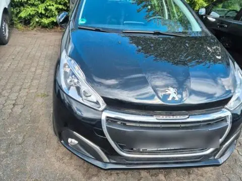 Auto nach Unwetter mit Hagel verbeult? Ankauf in Dormagen & Umgebung