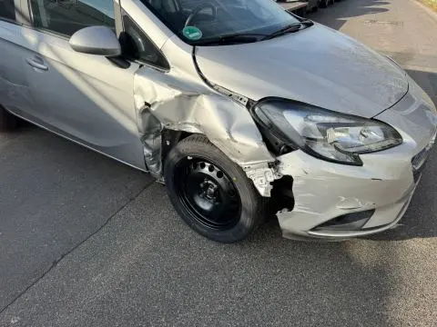 Auto mit Hageldellen gesucht – Neuss, Kaarst & Meerbusch