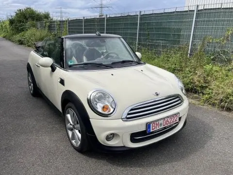 Fahrschulauto oder Zweitwagen mit Kupplungsschaden? Wir holen ab